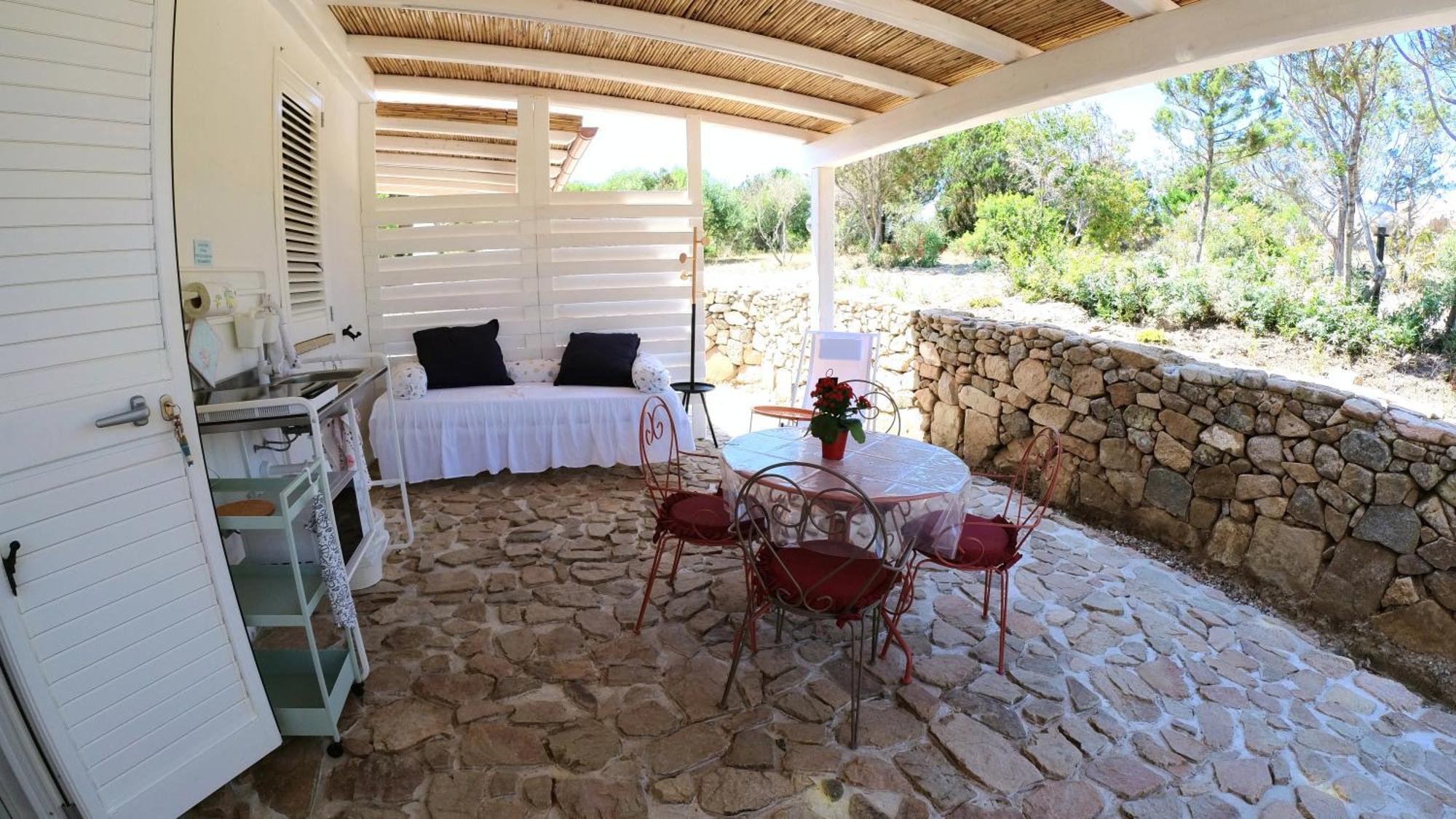 Monti Russu Natural Guest House 아글리엔투 외부 사진